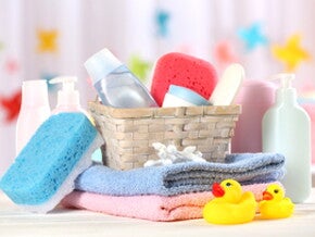Les bases du bain de bébé