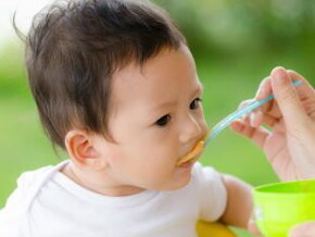 spoon feeding baby