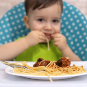  After the First Birthday: What Changes in Your Toddler’s Feeding Journey? 