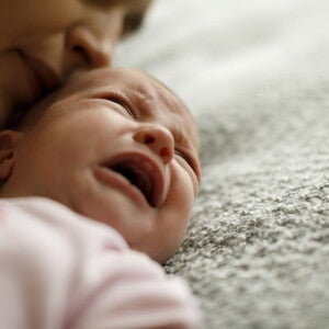 Douleurs abdominales chez les nouveau-nés