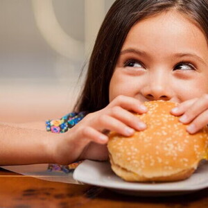 detail-banner-11_is_your_child_always_hungry_revised.jpg eating girl
