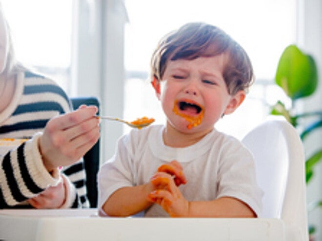 Comment aider les enfants difficiles à table